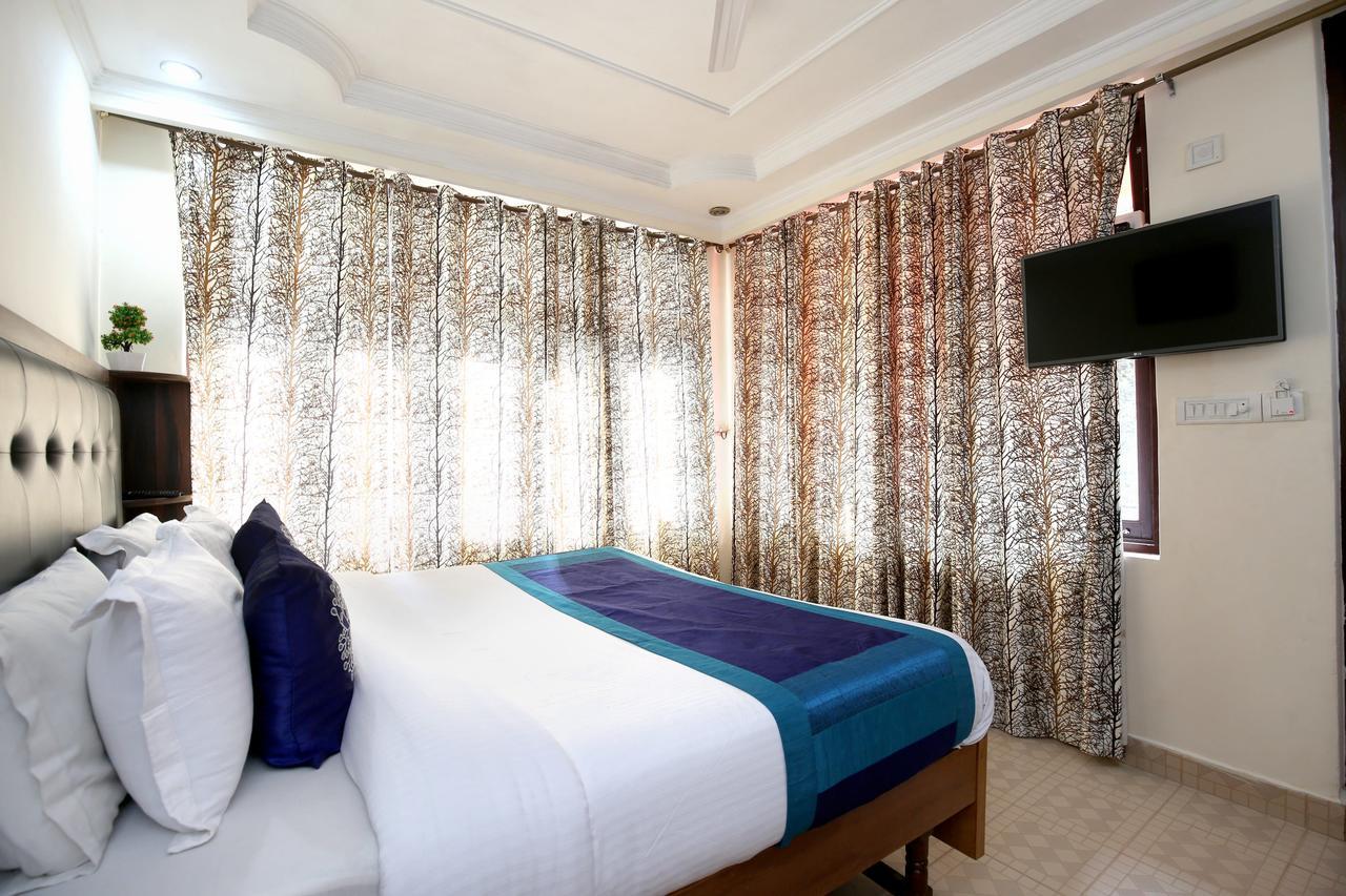 דרמסאלה Oyo 9942 Hotel Ravine מראה חיצוני תמונה