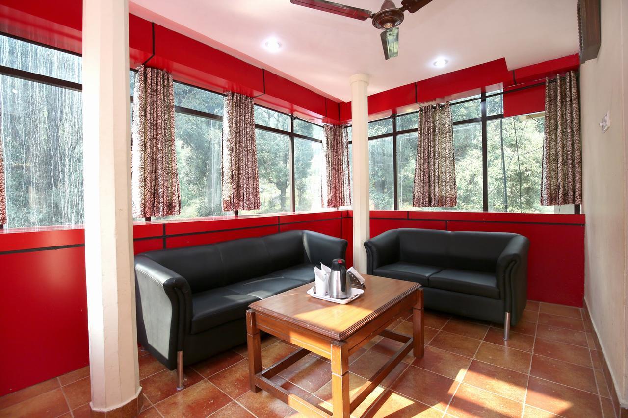 דרמסאלה Oyo 9942 Hotel Ravine מראה חיצוני תמונה