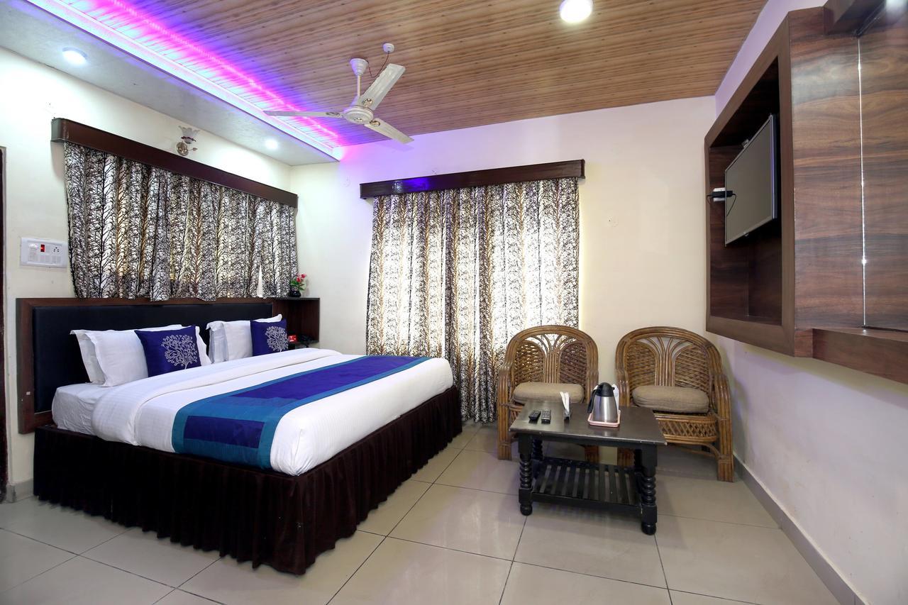 דרמסאלה Oyo 9942 Hotel Ravine מראה חיצוני תמונה